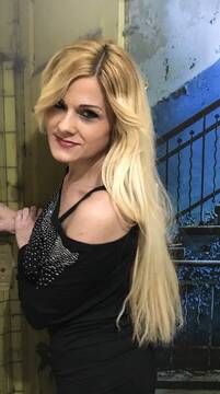 Me Long hair